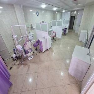 کلینیک دندانپزشکی تخت جمشید