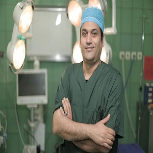 دکتر پژوا سلیمان زاده