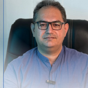 دکتر وحید دستگردی